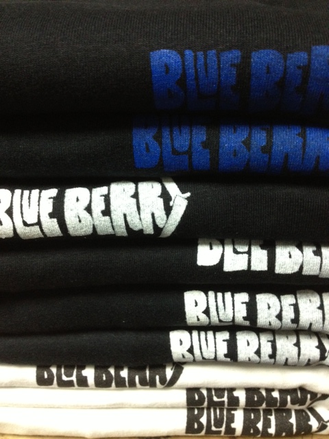 BLUEBERRY TEE.JPG